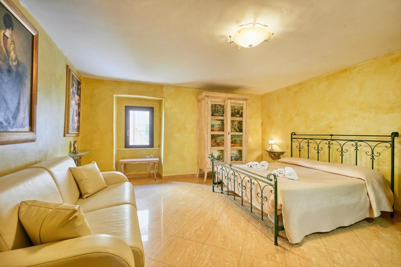 Centro Storico Rooms غالّيبولي المظهر الخارجي الصورة