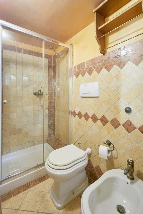 Centro Storico Rooms غالّيبولي المظهر الخارجي الصورة