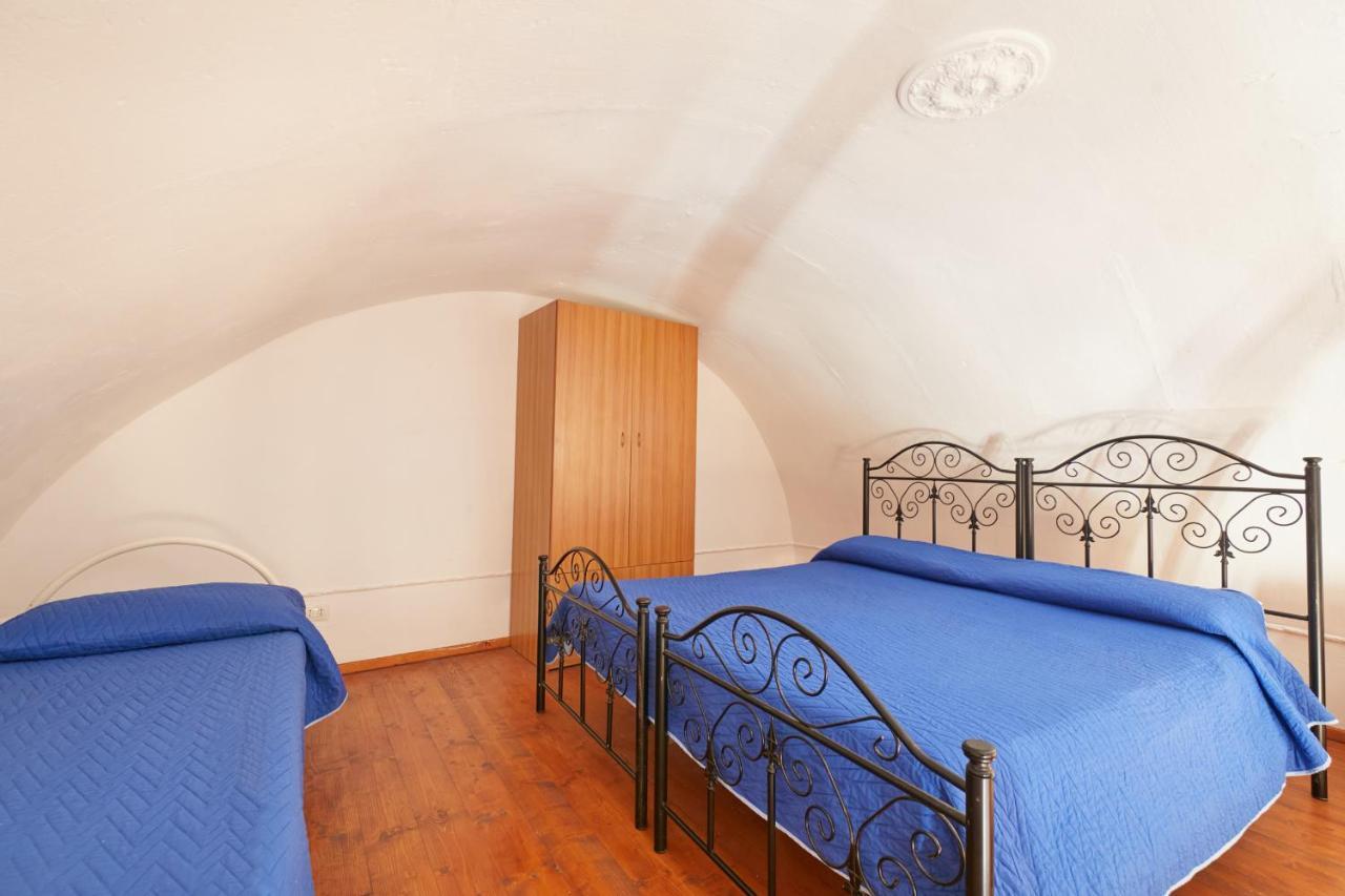 Centro Storico Rooms غالّيبولي المظهر الخارجي الصورة