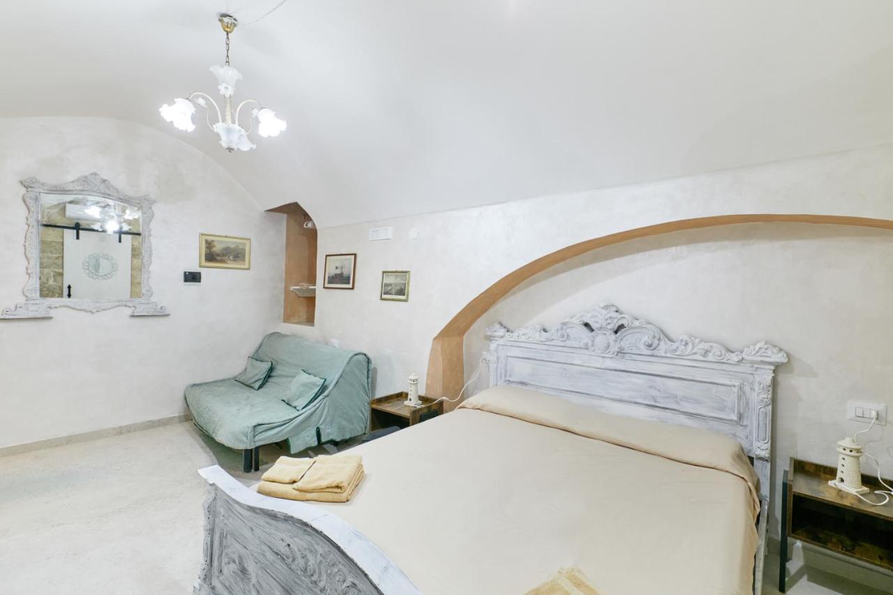 Centro Storico Rooms غالّيبولي المظهر الخارجي الصورة